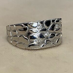 Sterling Silver Moissanite Nugget Style Ring Size 10